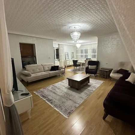 Lovely 2 Bedrooms Apartment With Full Furniture İstanbul Dış mekan fotoğraf